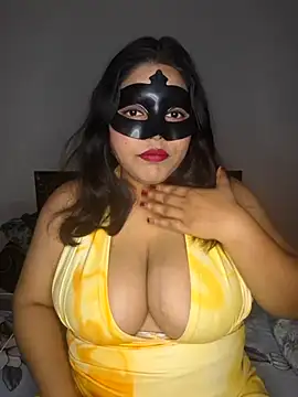 Snapshot of Mazzakiinn chatting on January 2026 11:45:02 AM Mazzakiinn online show from January 2026 11:45:02 AM