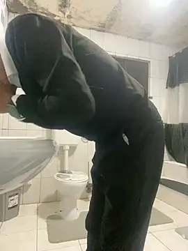 rogerdik76 online show from February 2026 12:06:01 AM