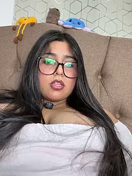 Snapshot of virginbrunette99 chatting on May 2026 04:50:01 AM virginbrunette99 online show from May 2026 04:50:01 AM