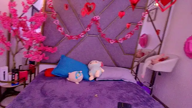 nathalya summer online show from February 2026 07:36:01 PM