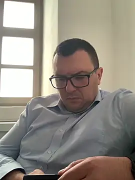 Mike8523 online show from January 2026 07:56:02 AM