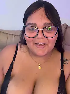 Snapshot of thataa_paixao chatting on September 2025 04:50:01 PM thataa paixao online show from September 2025 04:50:01 PM