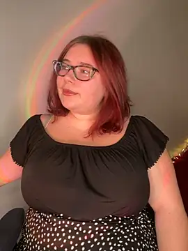 Lily lu one online show from October 2025 10:07:02 PM
