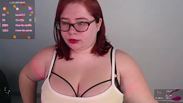 Snapshot of Lily_lu_one chatting on November 2025 10:36:01 AM Lily lu one online show from November 2025 10:36:01 AM