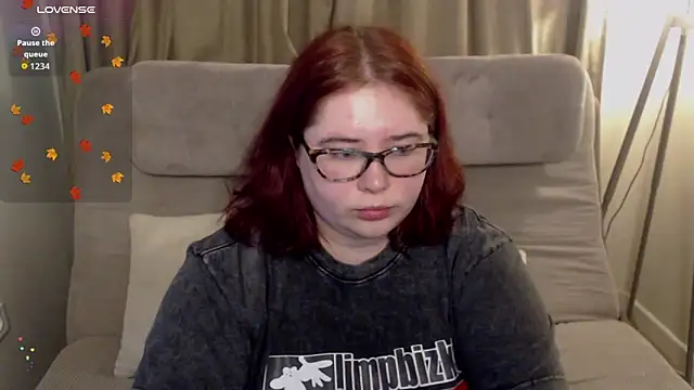 Snapshot of Lily_lu_one chatting on November 2025 08:40:01 PM Lily lu one online show from November 2025 08:40:01 PM