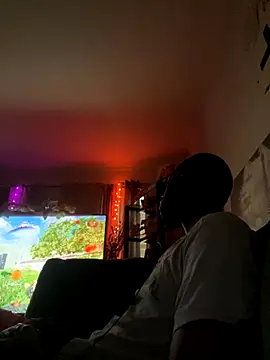 Snapshot of YODAPESOS chatting on October 2025 10:43:02 PM YODAPESOS online show from October 2025 10:43:02 PM