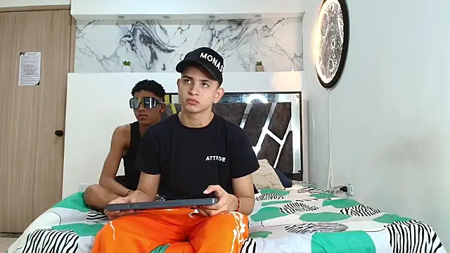 KING OFF BOYS online show from September 2025 01:22:01 PM