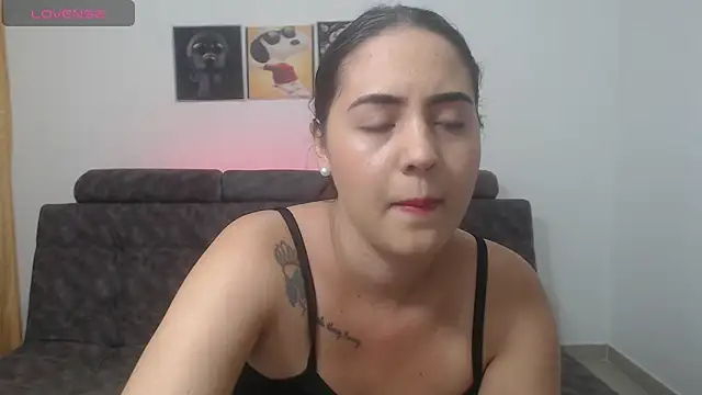 Snapshot of Anthonela_Queen chatting on March 2025 03:03:02 PM Anthonela Queen online show from March 2025 03:03:02 PM