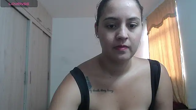 Snapshot of Anthonela_Queen chatting on October 2025 04:40:02 PM Anthonela Queen online show from October 2025 04:40:02 PM