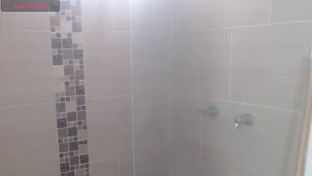 Snapshot of Anthonela_Queen chatting on November 2025 10:02:01 PM Anthonela Queen online show from November 2025 10:02:01 PM