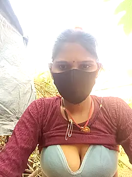 Chhavi Chadha online show from November 2025 04:48:02 AM