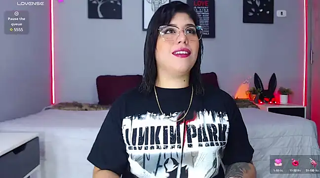 Veronika metal online show from February 2025 12:34:02 PM