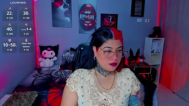 Veronika metal online show from October 2025 11:16:01 AM