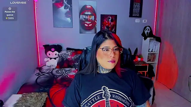 Veronika metal online show from October 2025 05:15:01 AM