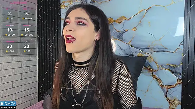 MaeveKuro online show from January 2026 03:33:01 AM