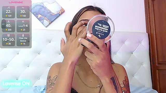 Snapshot of sweetebony_33 chatting on March 2025 04:02:02 AM sweetebony 33 online show from March 2025 04:02:02 AM