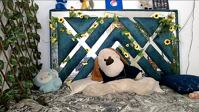 charly  evans online show from December 2025 03:26:02 AM