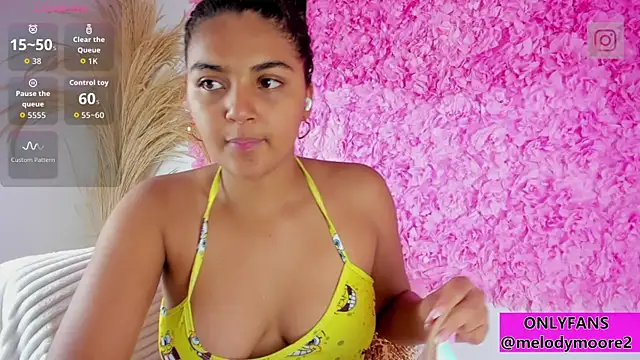 Melodymoore  online show from November 2025 09:11:01 PM