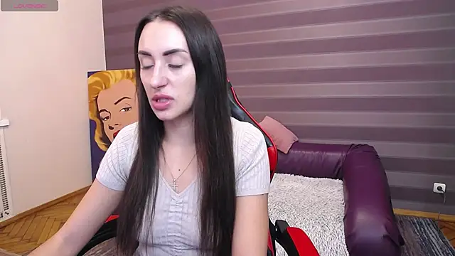 JenniferStone online show from November 2025 09:10:01 AM