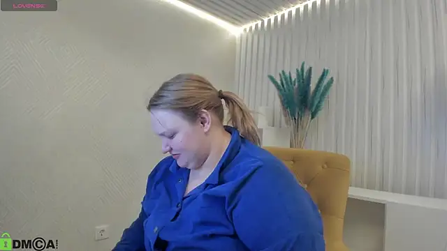 Amy Hall online show from October 2025 12:57:01 AM