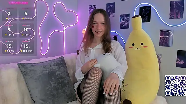 Dreamy Polly online show from March 2025 07:06:02 PM