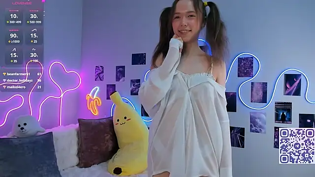 Dreamy Polly online show from March 2025 10:42:01 PM