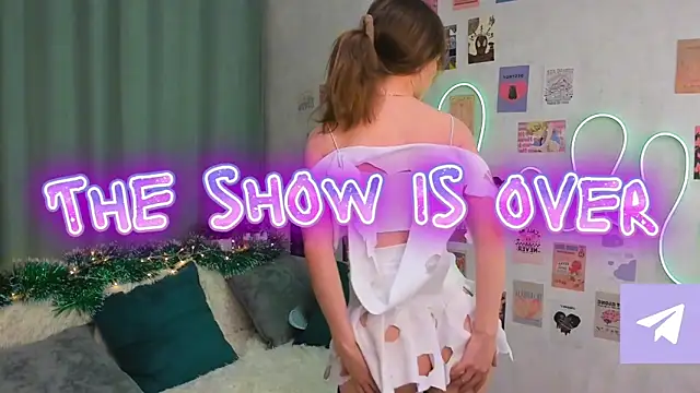 Dreamy Polly online show from March 2025 07:06:02 PM