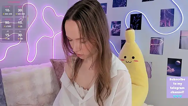 Dreamy Polly online show from March 2025 07:13:02 PM