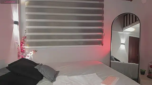 sweet obsession   online show from October 2025 08:07:02 PM