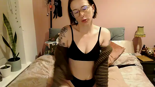 BlaireBarbi online show from November 2025 06:53:02 PM