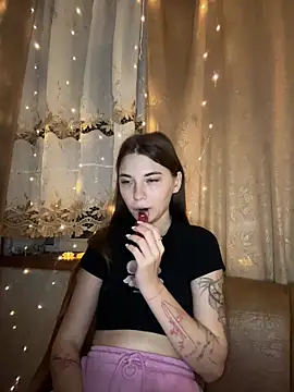 MrrKate online show from December 2025 08:57:01 PM