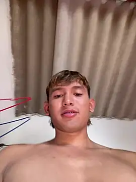 Snapshot of Babyalienqm chatting on February 2026 02:47:01 PM Babyalienqm online show from February 2026 02:47:01 PM