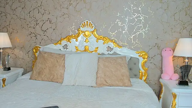 ScarlettWallace online show from March 2025 07:25:01 PM