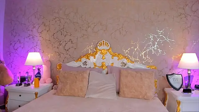 ScarlettWallace online show from November 2025 03:01:02 PM