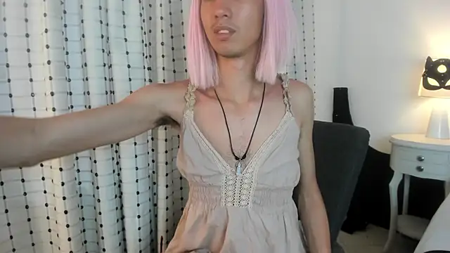 loverisu-coral online show from December 2025 08:05:01 PM