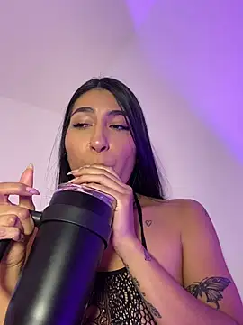 Snapshot of AshleyG_222 chatting on March 2025 08:31:02 PM AshleyG 222 online show from March 2025 08:31:02 PM