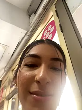 Snapshot of AshleyG_222 chatting on September 2025 04:56:01 PM AshleyG 222 online show from September 2025 04:56:01 PM