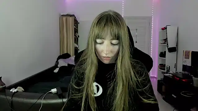 bekkawell online show from September 2025 02:00:01 PM