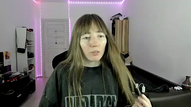 bekkawell online show from November 2025 04:12:02 PM