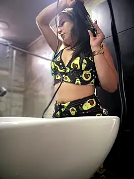 Mila LS online show from October 2025 01:01:02 PM