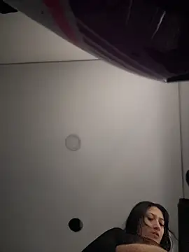 Mila LS online show from December 2025 12:58:02 PM