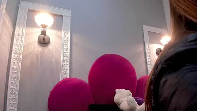 Bonniie 22 online show from February 2026 08:34:01 PM