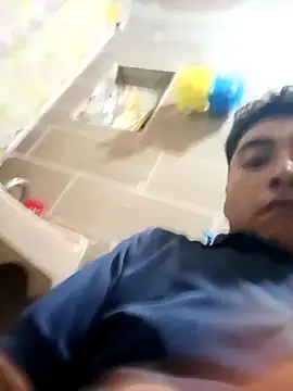 crisssalazar online show from October 2025 01:19:02 AM