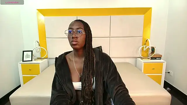 Qeen blackk online show from October 2025 05:53:02 PM