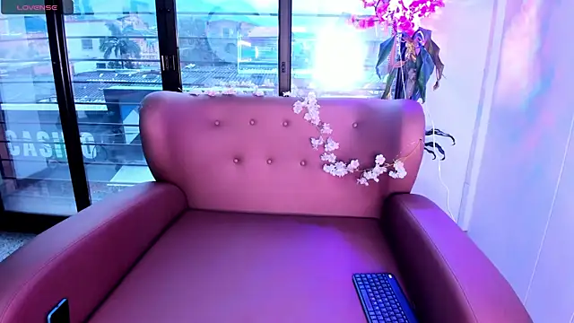 Snapshot of Mitsu_Kawii chatting on November 2025 09:03:01 PM Mitsu Kawii online show from November 2025 09:03:01 PM