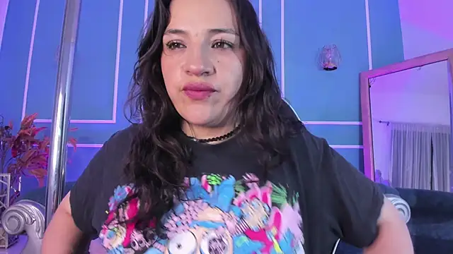 TaraTaylorr online show from October 2025 02:21:01 AM