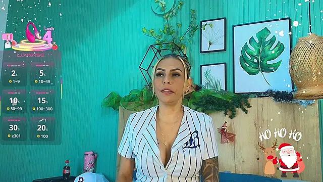 Snapshot of yessila_parker chatting on December 2025 07:53:02 PM yessila parker online show from December 2025 07:53:02 PM