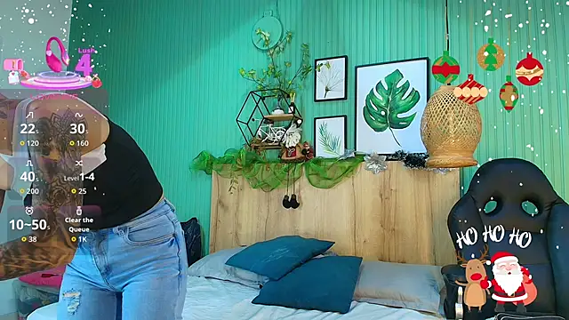 Snapshot of yessila_parker chatting on December 2025 05:19:02 PM yessila parker online show from December 2025 05:19:02 PM