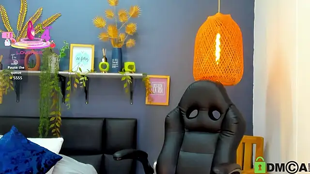 Snapshot of yessila_parker chatting on January 2026 10:54:02 AM yessila parker online show from January 2026 10:54:02 AM