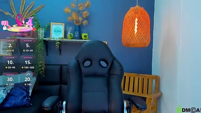 Snapshot of yessila_parker chatting on February 2026 10:08:02 AM yessila parker online show from February 2026 10:08:02 AM